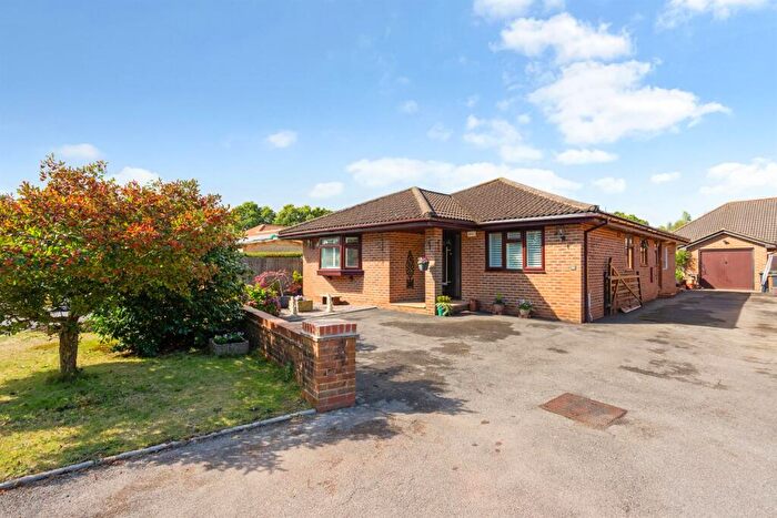4 Bedroom Detached Bungalow For Sale In Three Legged Cross, BH21