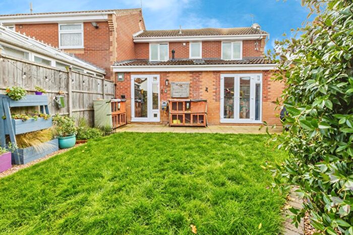 2 Bedroom Terraced House For Sale In Stirling Way, Skellingthorpe, LN6