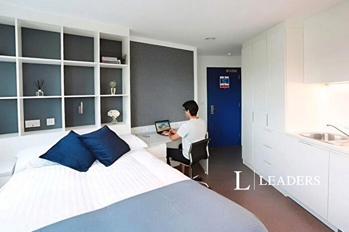 Studio To Rent In Lewes Road, Brighton, East Sussex, BN2