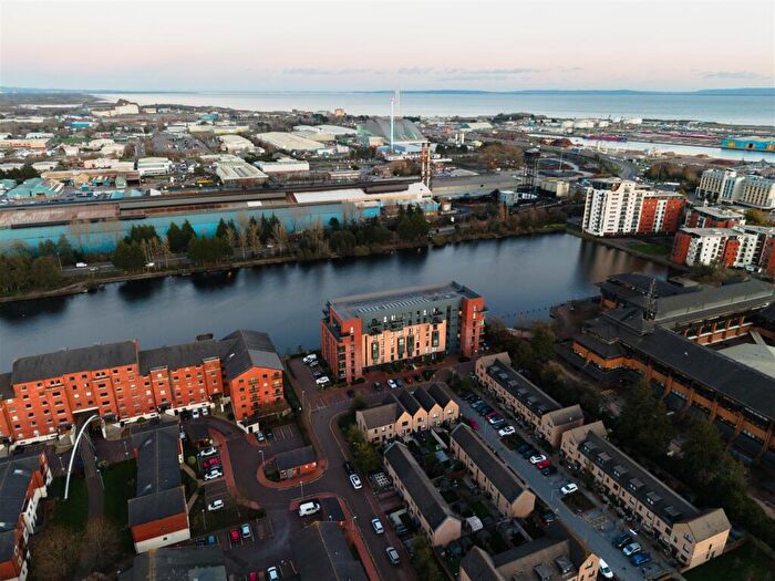 2 Bedroom Apartment For Sale In Schooner Wharf, Cardiff, CF10