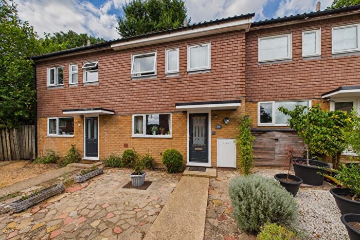 3 Bedroom Terraced House For Sale In Rookwood Avenue, Owlsmoor, Sandhurst, Berkshire, GU47