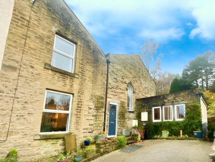 3 Bedroom End Of Terrace House For Sale In Violet Street, Haworth, Keighley, West Yorkshire, BD22