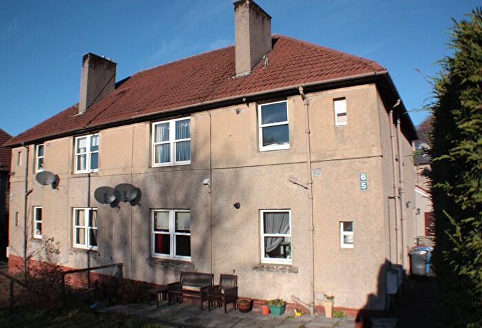 2 Bedroom Apartment To Rent In Combfoot Cottages, Mid Calder, EH53