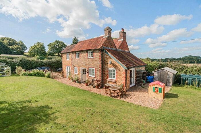 3 Bedroom Detached House For Sale In Rogate, Petersfield, GU31