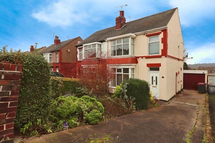 3 Bedroom Semi-Detached House For Sale In Bonet Lane, Brinsworth, Rotherham, South Yorkshire, S60