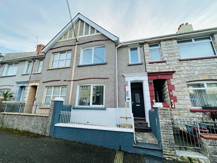 2 Bedroom House To Rent In Milford Haven, SA73