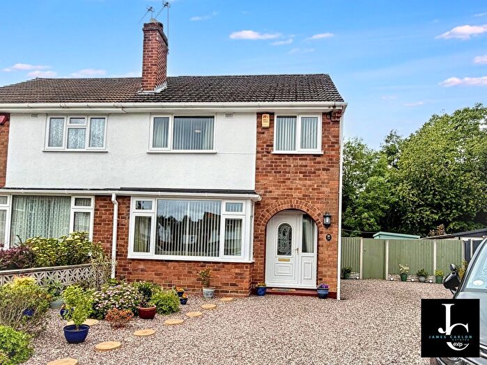 3 Bedroom Semi Detached House For Sale In Hadley Gardens, Leegomery, Telford, TF1