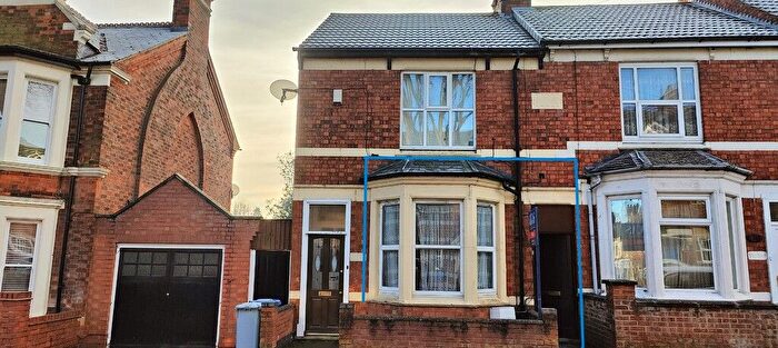 1 Bedroom Flat To Rent In St. Peters Avenue, Kettering, NN16