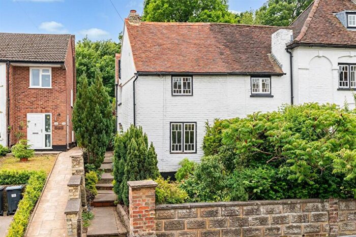 3 Bedroom Terraced House To Rent In West Street, Hertford, Hertfordshire, SG13