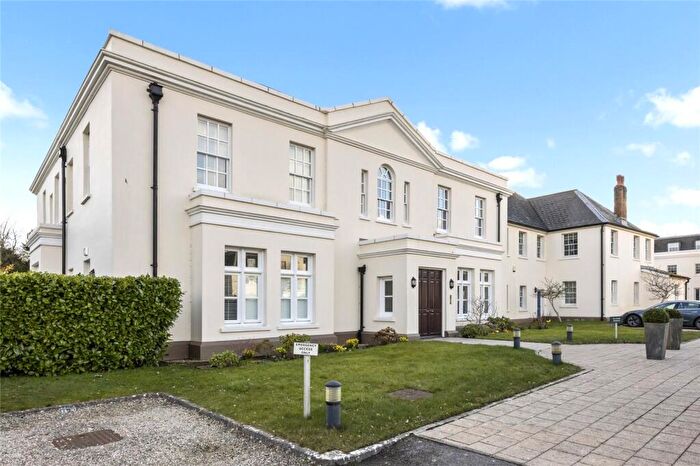 2 Bedroom Flat For Sale In Ford Road, Tortington, Arundel, West Sussex, BN18