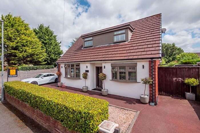 3 Bedroom Detached Bungalow For Sale In Yew Tree Avenue, Newton Le Willows, WA12