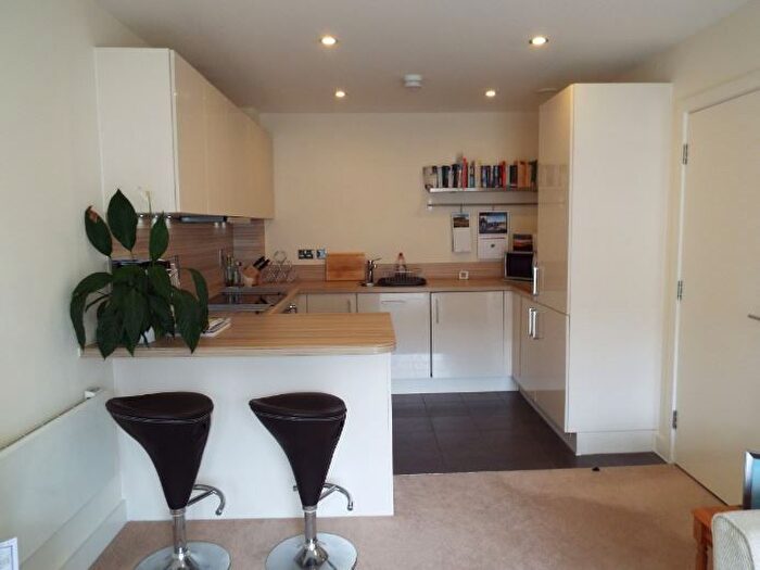 1 Bedroom Flat To Rent In Longships Way, Reading, RG2