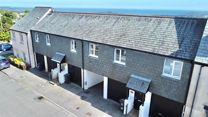 2 Bedroom Coach House For Sale In Gwithian Road, St. Austell, PL25