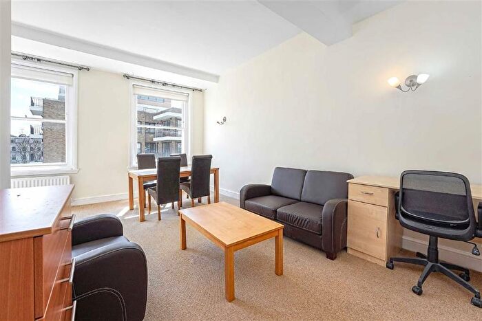 2 Bedroom Flat To Rent In Queen's Gate Gardens, South Kensington, SW7