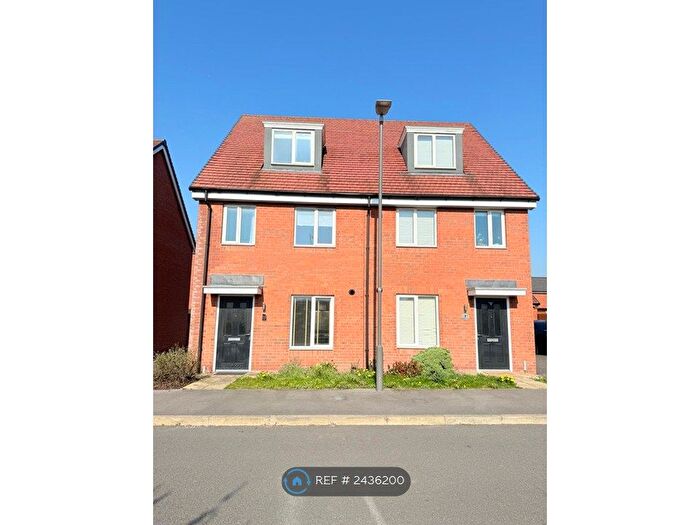 3 Bedroom Semi-Detached House To Rent In Seabright Way, Aylesbury, HP18