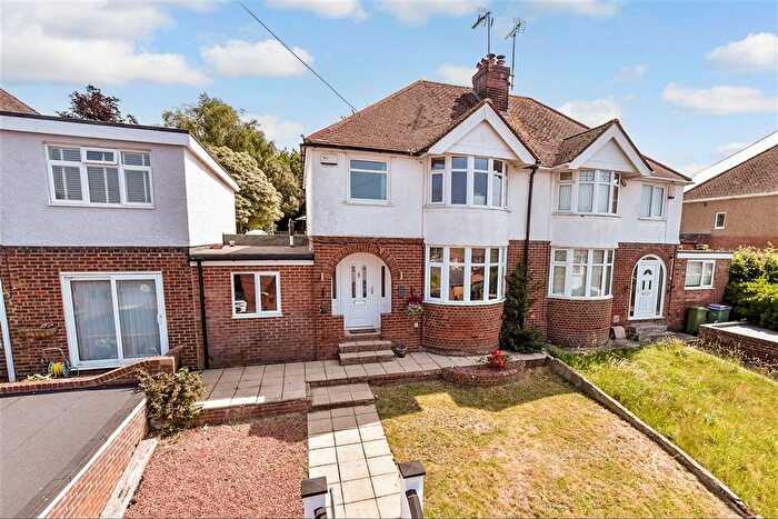 5 Bedroom Semi-detached House For Sale In Downs Road, Folkestone, Kent, CT19