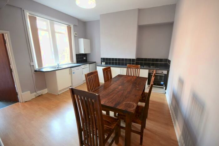 5 Bedroom End Of Terrace House To Rent In Salisbury Gardens, Jesmond Vale, NE2