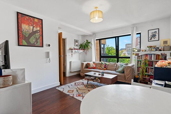 1 Bedroom Apartment For Sale In Dunbridge Street, London, E2