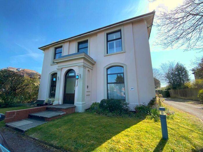 1 Bedroom Flat To Rent In St Annes Road, Woolston, Southampton, SO19