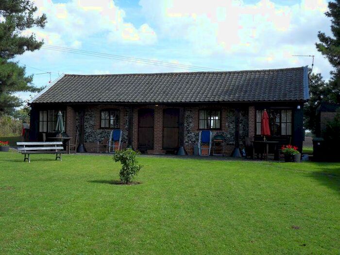 1 Bedroom Semi-Detached Bungalow To Rent In Bury Road, Wortham, IP22