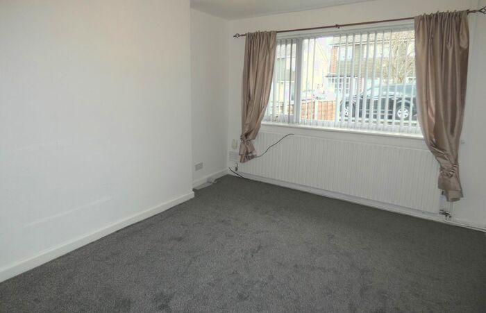 3 Bedroom Semi-Detached House To Rent In Martinfield, Fulwood, Preston, PR2