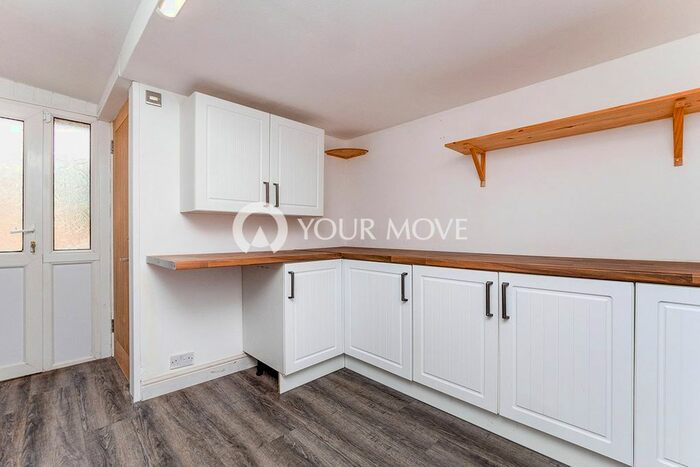 3 Bedroom Semi-Detached House To Rent In Dart Avenue, Torquay, Devon, TQ2