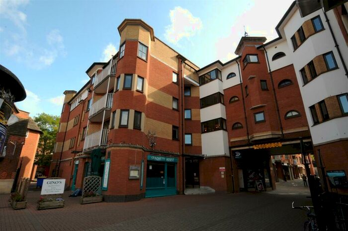 3 Bedroom Flat To Rent In The Chilterns, Gloucester Green, OX1