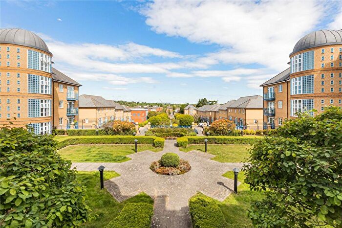 2 Bedroom Apartment To Rent In Newland Gardens, Hertford, SG13