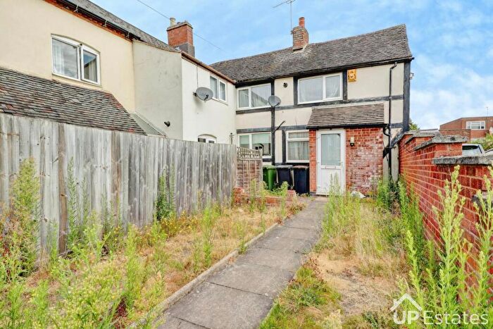 2 Bedroom End Of Terrace House For Sale In Leicester Street, Bulkington, CV12