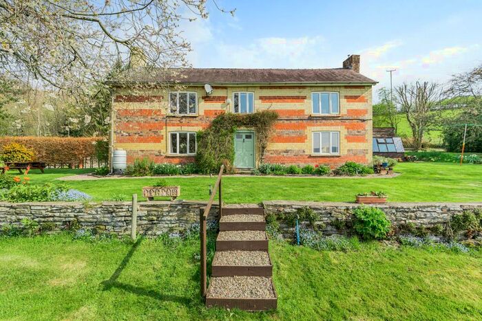 5 Bedroom Cottage For Sale In Bleddfa, Knighton, Powys, LD7