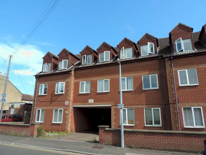 2 Bedroom Flat To Rent In Cecil Pacey Court, Crown Street PE1