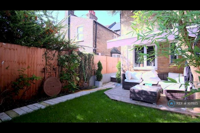 2 Bedroom Flat To Rent In Adley Street, London, E5