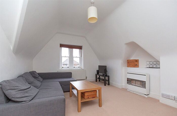 2 Bedroom Flat For Sale In Clarendon Road, Redland, Bristol, BS6