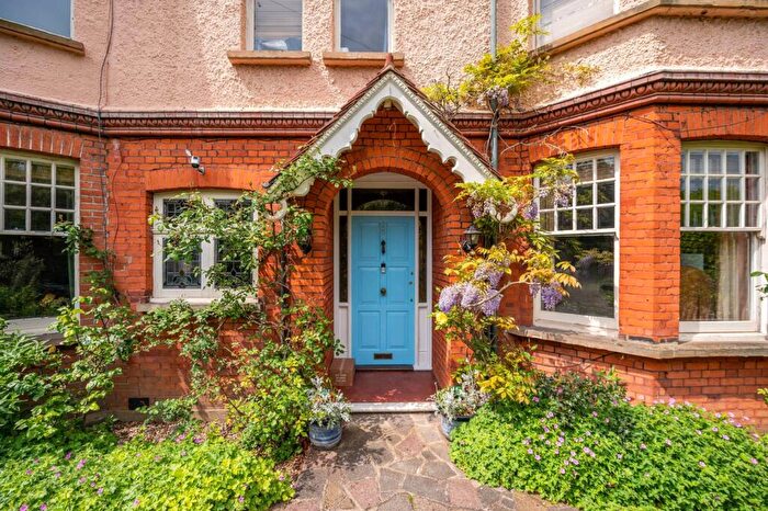 4 Bedroom Detached House For Sale In Church Rise, Forest Hill, London, SE23