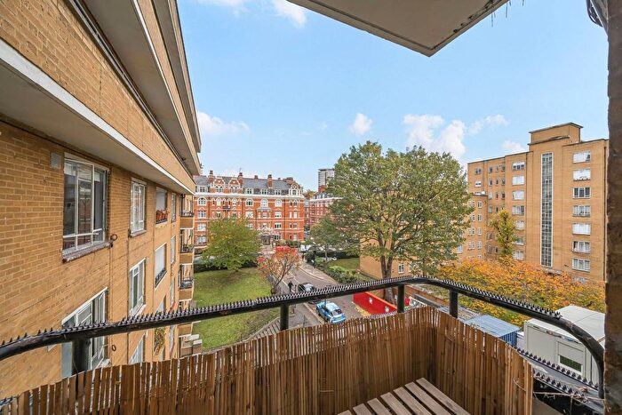 2 Bedroom Flat For Sale In St Mary's Terrace, Little Venice, London, W2