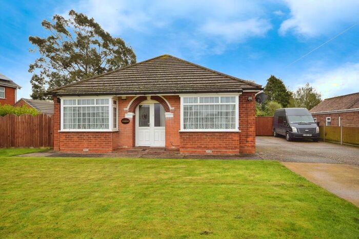 4 Bedroom Detached Bungalow For Sale In Croft Lane, Croft, PE24