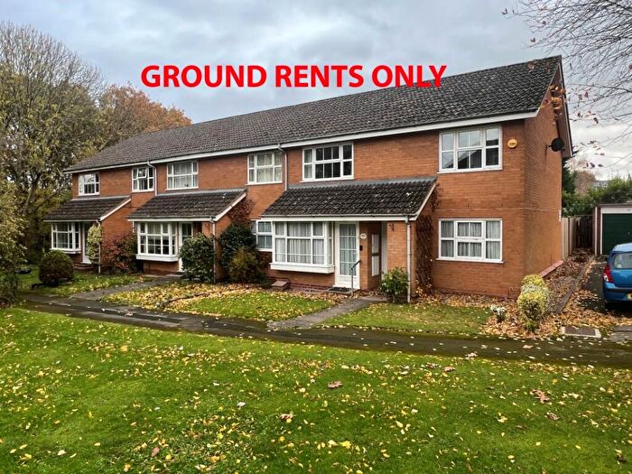 Maisonette For Sale In - St. Lawrence Close, Knowle, Solihull, B93