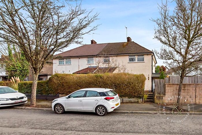 3 Bedroom Semi Detached House For Sale In Fishguard Road, Llanishen, Cardiff, CF14