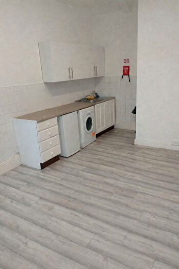 2 Bedroom Semi Detached House To Rent In London Road, Croydon, CR0