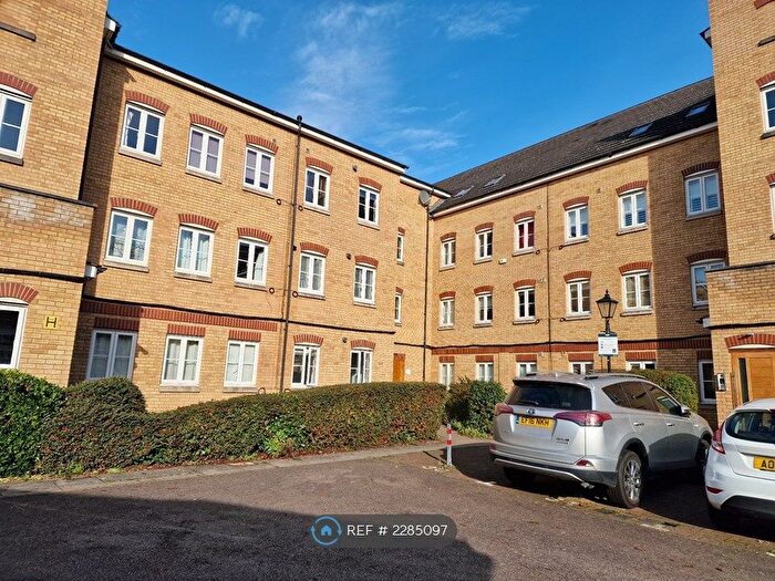 1 Bedroom Flat To Rent In Nyall Court, Gidea Park, Romford, RM2