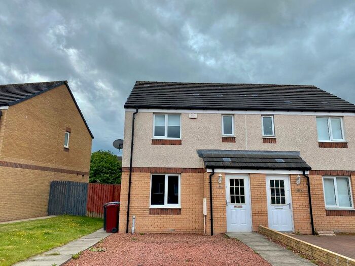 3 Bedroom Semi-Detached House To Rent In Sweet Thorn Drive, Greenhills, East Kilbride, G75