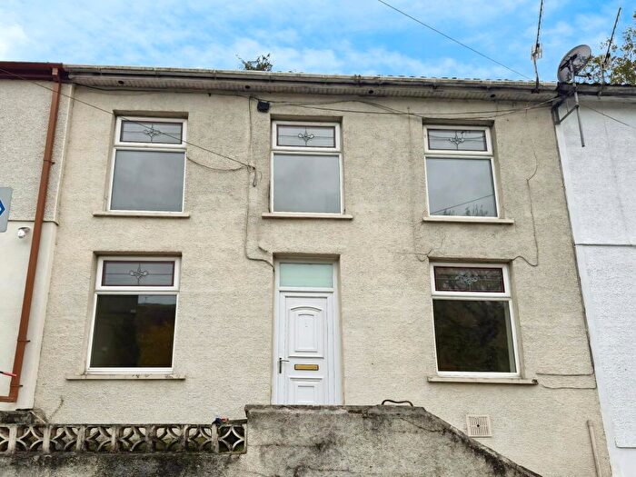 3 Bedroom Terraced House To Rent In Margaret Street, CF43
