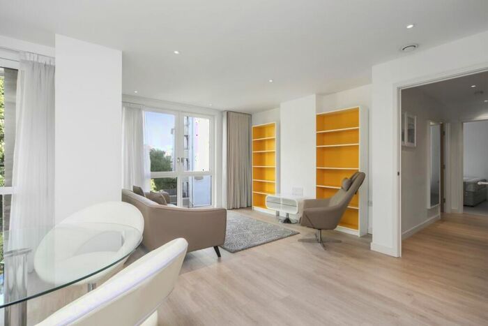 2 Bedroom Apartment To Rent In Rivulet Apartments, London, N4