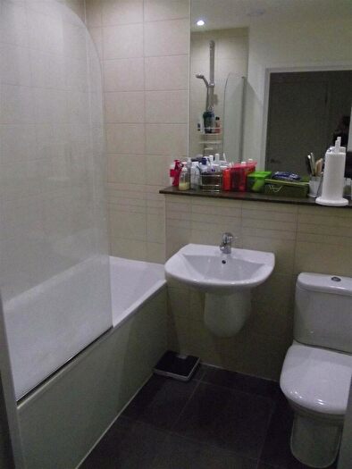 1 Bedroom Flat To Rent In Saunders Apartments, Bow, E3