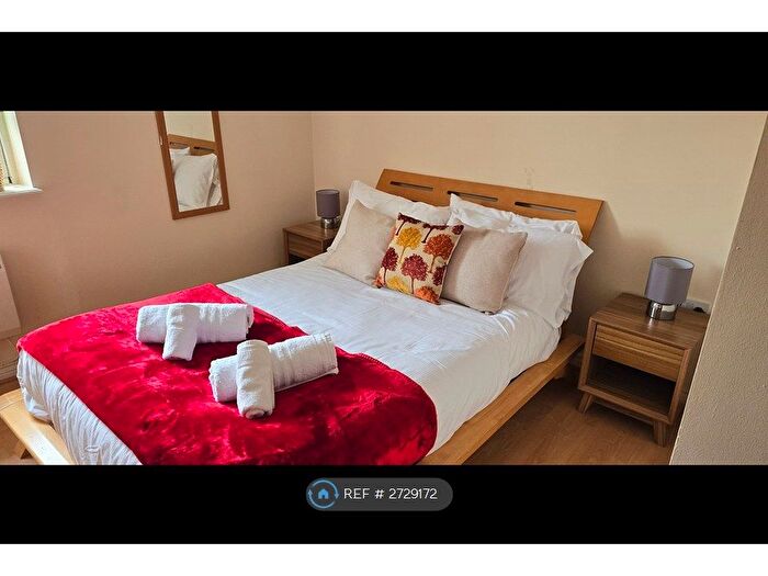 2 Bedroom Flat To Rent In Little London Close, Uxbridge, UB8