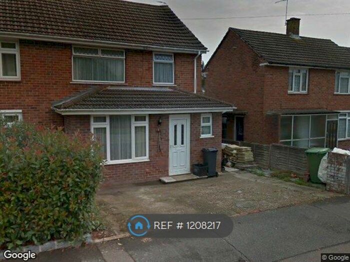 3 Bedroom Semi-Detached House To Rent In New Causeway, Reigate, RH2