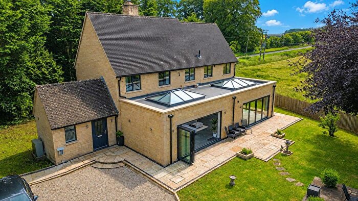 4 Bedroom Detached House For Sale In Kingscote, Tetbury, GL8