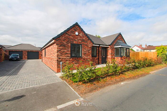 4 Bedroom Detached Bungalow For Sale In Whiphill Top Lane, Branton, Doncaster, DN3