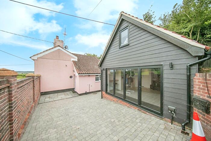 3 Bedroom Property For Sale In Main Road, Shotley, Ipswich, IP9