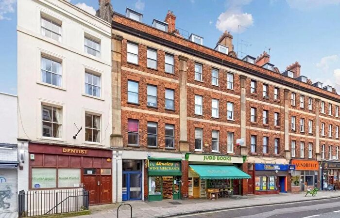 2 Bedroom Property To Rent In Marchmont Street, Russell Square, Bloomsbury, London, WC1N